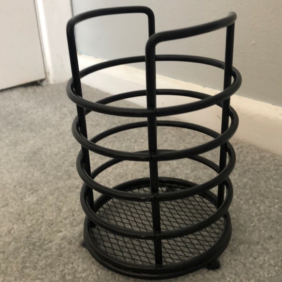 Container - Picture 3 of 3